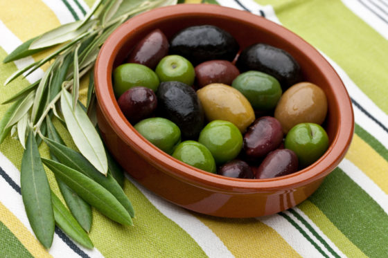 wellhealthorganic.com: 11-health-benefits-and-side-effects-of-olives-benefits-of-olives